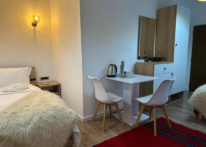 Mosaic Hotel Lin