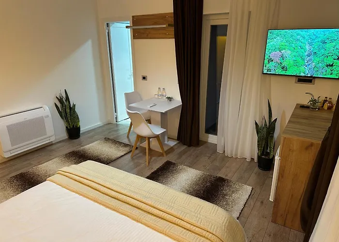 Hotel Mosaic